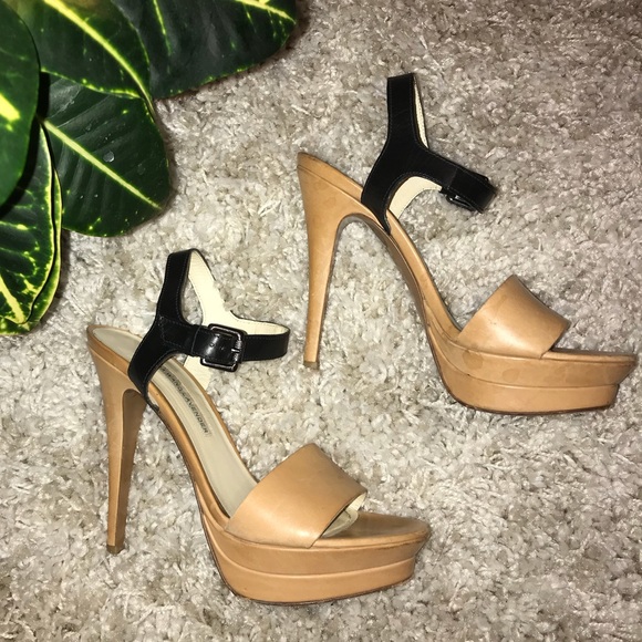 Vera Wang Lavender Label Shoes - *MUST BU DLE WITH OTHERS Vera Wang Lavender Heels